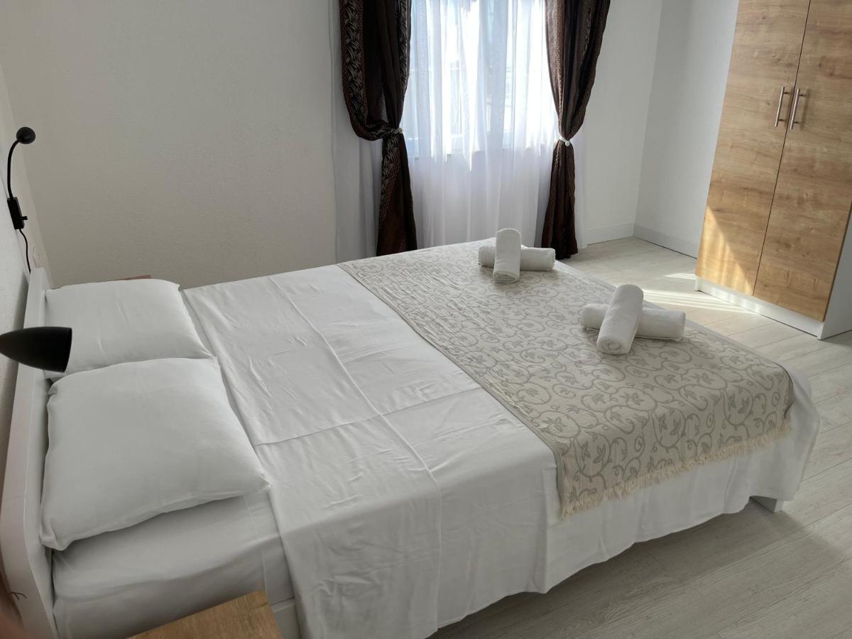 Apartamento Sea View, Peaceful. Makarska Exterior foto
